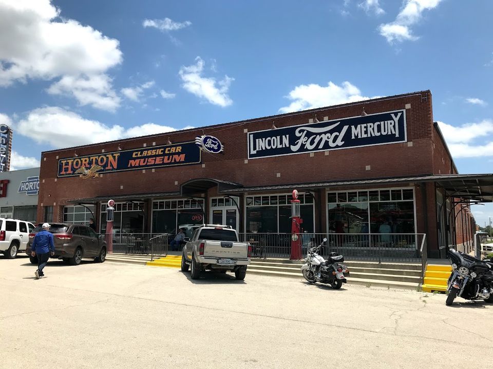 Nocona & Horton's Car Museum