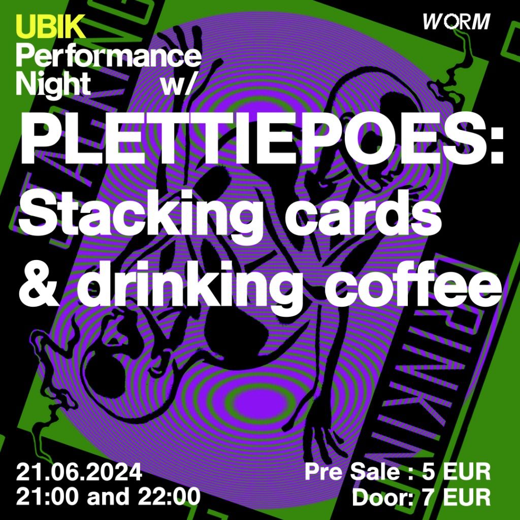 PLETTIEPOES: Stacking cards & drinking coffee