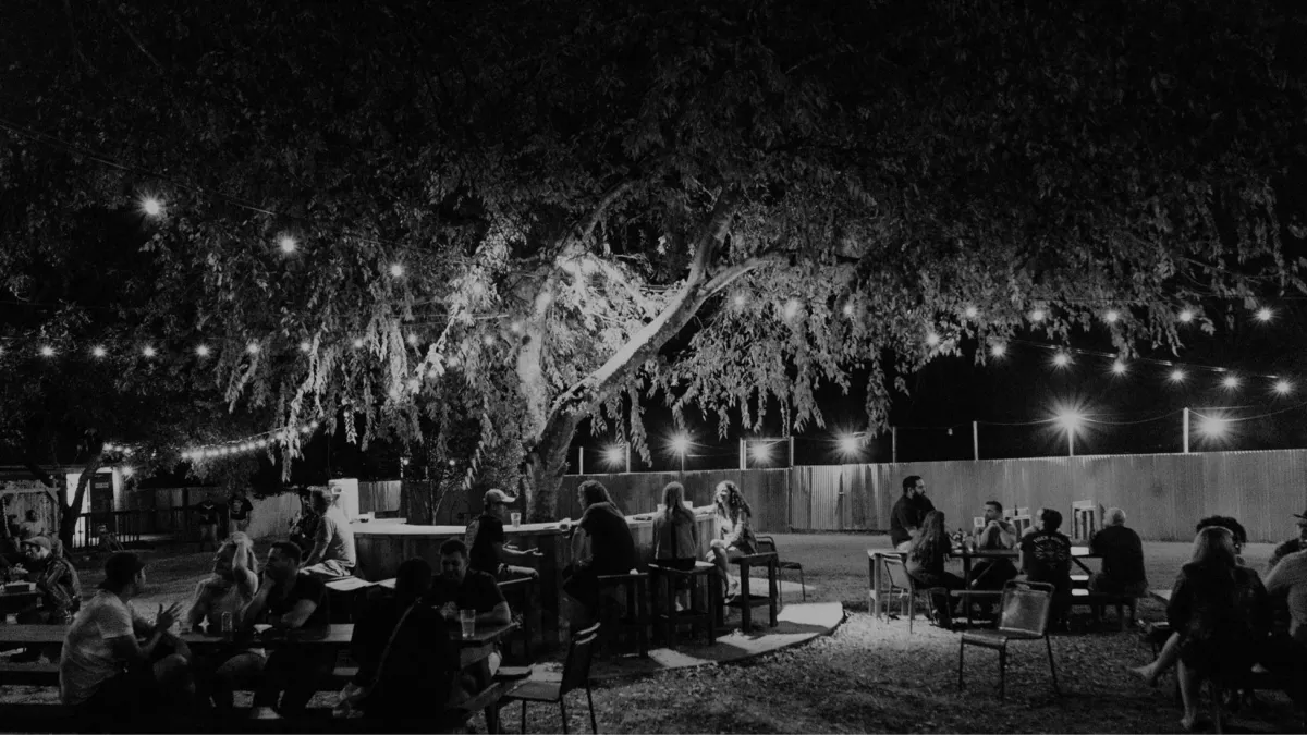 \ud83c\udf77\ud83c\udf7a\u2615\ufe0f Drink Social @ Little Darlin'