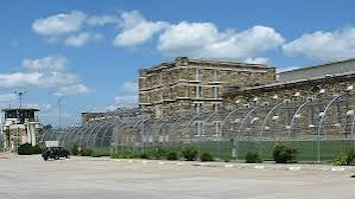 Ghost Hunt at the Kansas State Pen with Apex Paranormal - MAY