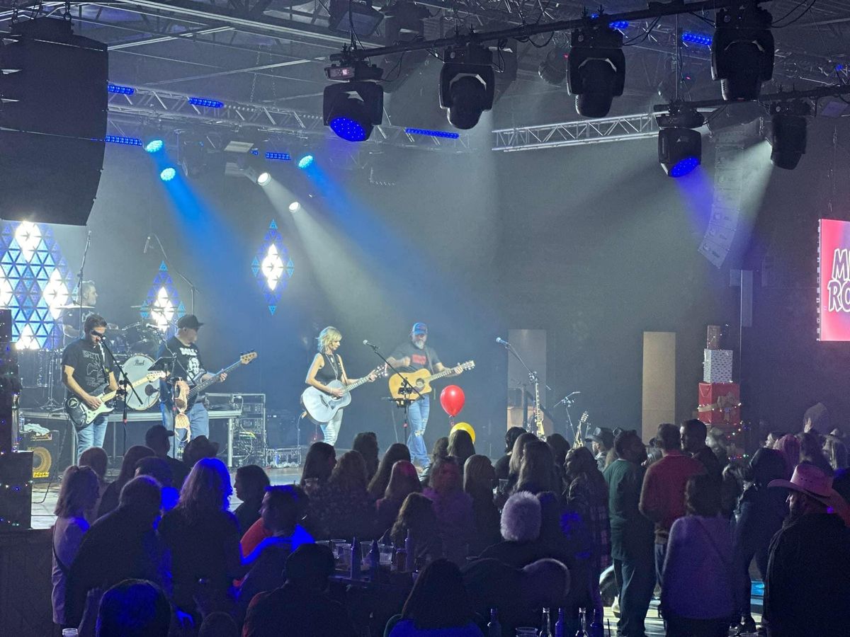 Michelle Robinson Band at Lori\u2019s Roadhouse 