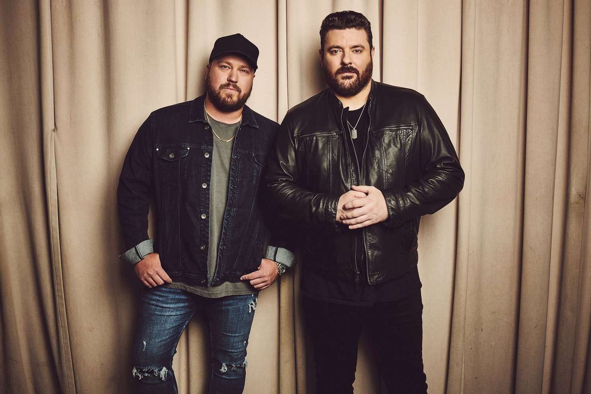 Chris Young with Mitchell Tenpenny