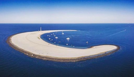 Moon Island Cruising Rally, Moon Island, Dubai, 9 April to 10 April