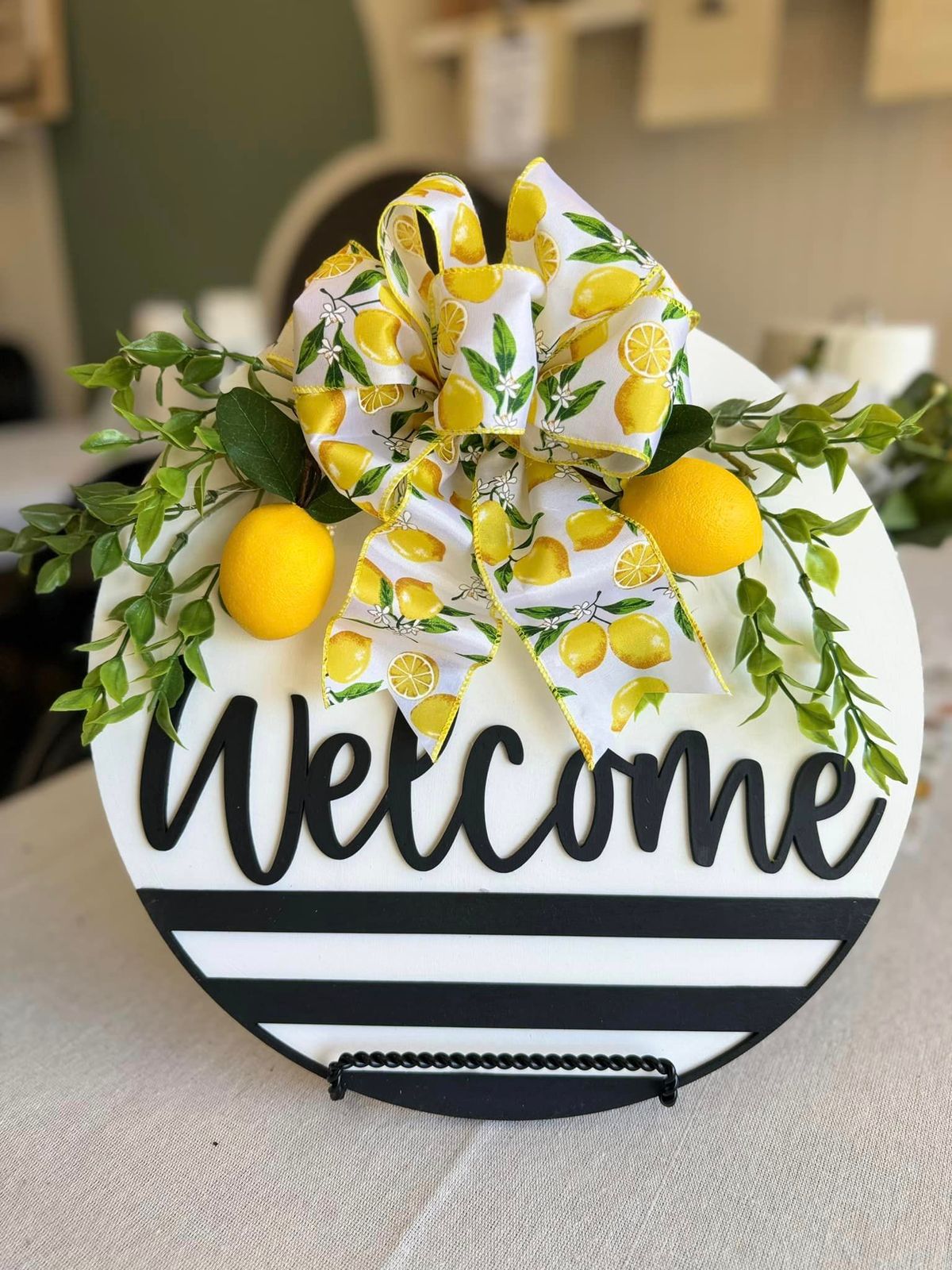 Welcome DIY sign