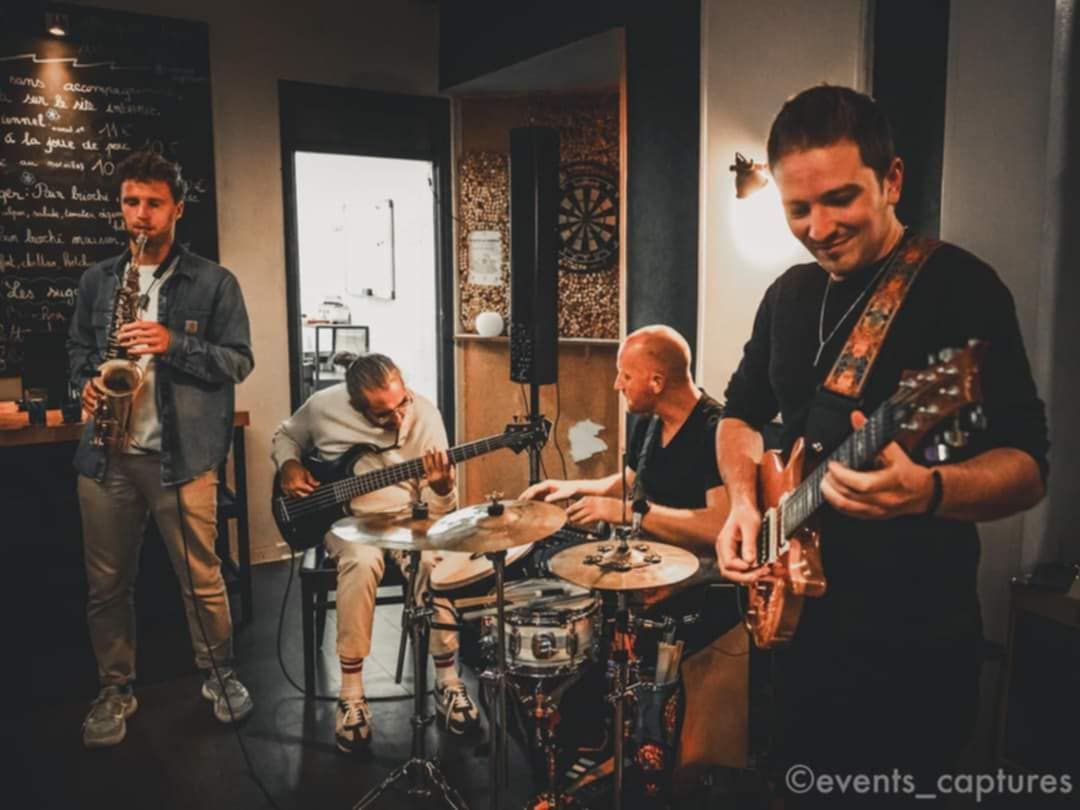 ARKADAS BAND(Balkan Groove) + JAM SESSION