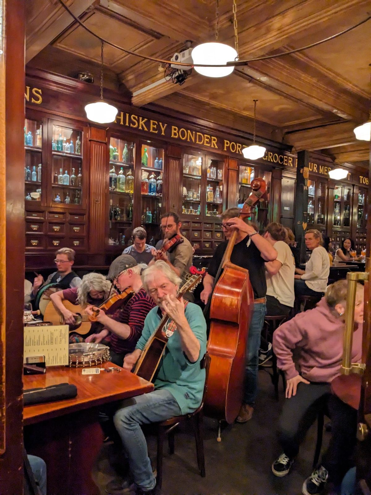 Irish Traditional Music Session Bremen - Hegartys Irish Pub