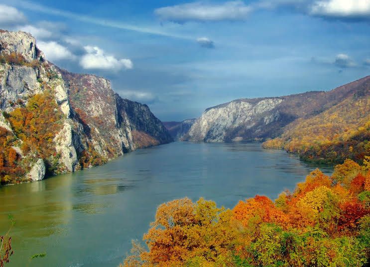 EXCURSIE CULORILE TOAMNEI LA CLISURA DUNARII- BIGAR 