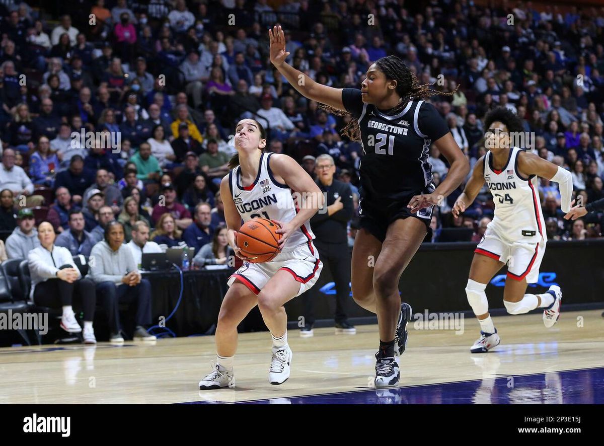 Georgetown Hoyas at UConn Huskies Womens Basketball