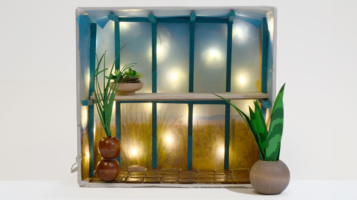 Minis and Sip: Greenhouse Vignette