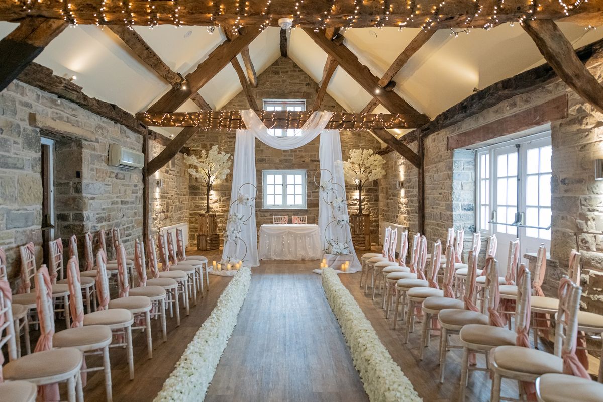 Wedding Showcase at Tankersley Manor Hotel