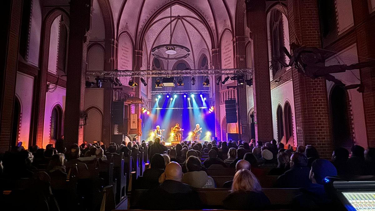 Kai und Funky von Ton Steine Scherben feat.Birte Volta in der Bethlehemkirche in Kiel