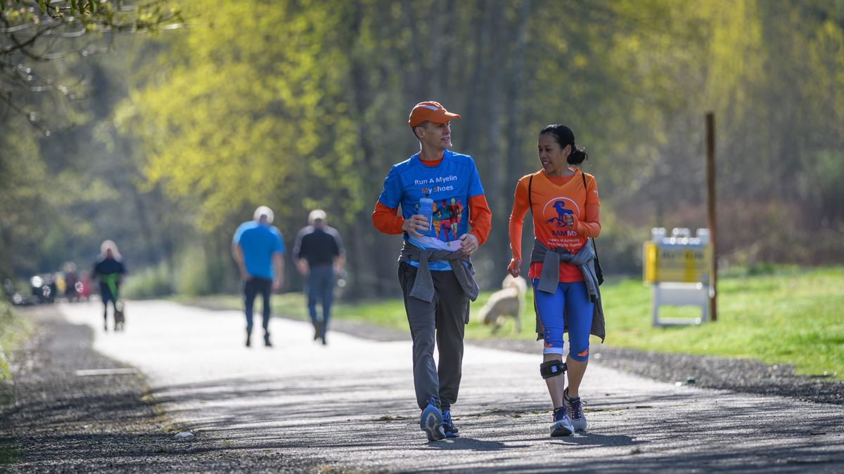 Renton parkrun #305 | MS Awareness \ud83e\udde1