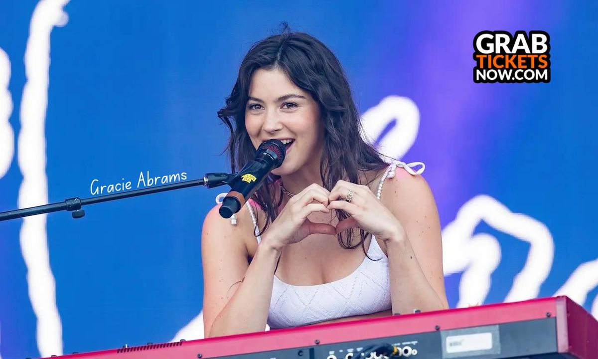 Gracie Abrams At Moody Amphitheater - Austin, TX