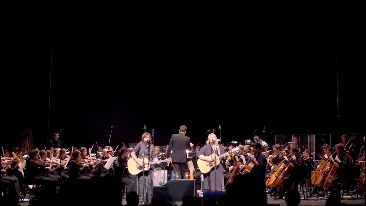 Indigo Girls With The Ohio Symphony Orchestra