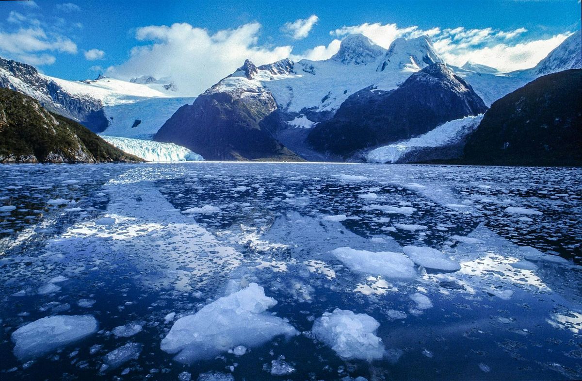 LA NEVE AUSTRALE: PAROLE E GEOGRAFIE INCARNATE