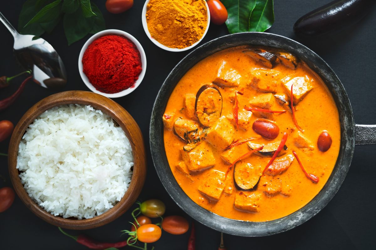 Thai Red Curry & Steamed White Rice Workshop