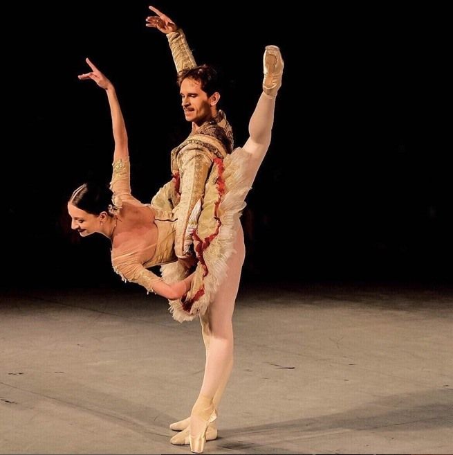 Performance with Principal Dancers Luiza Lopes and Dmitry Zagrebin at Balettcentrum