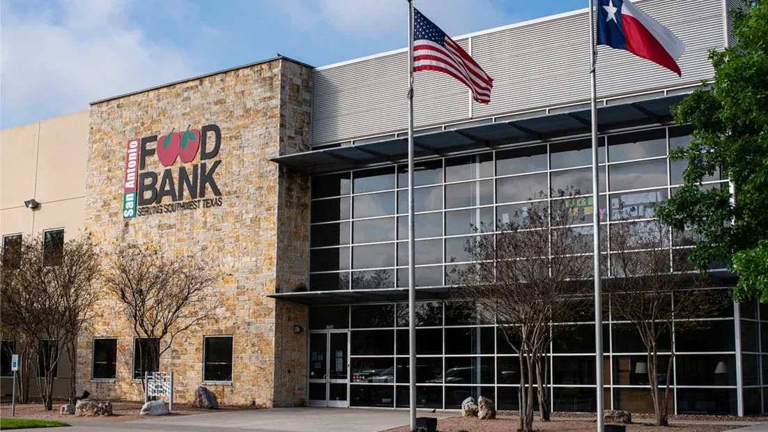 Volunteer with SA Food Bank