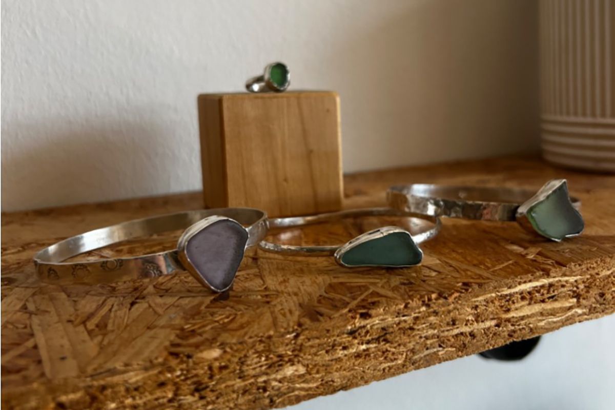 Make a Sea Glass Bangle 