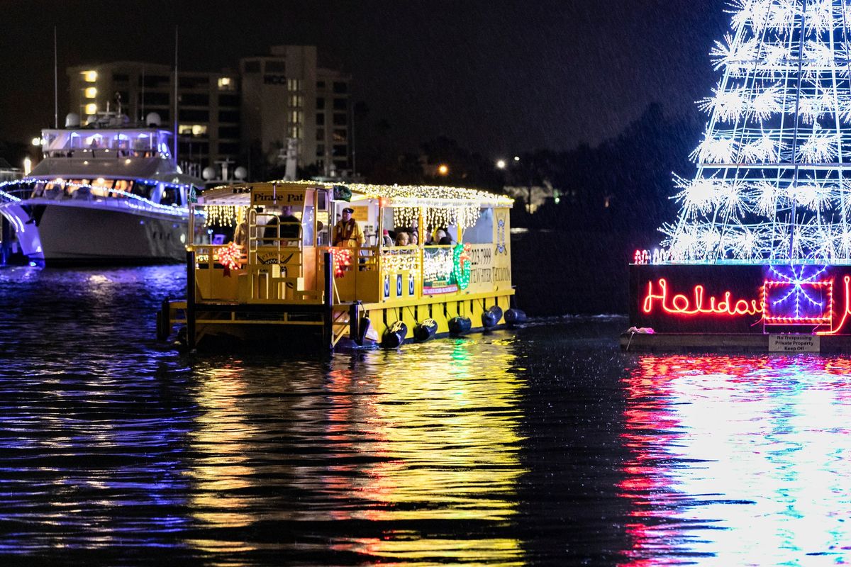 Holiday Lighted Boat Parade Cruise | Festive Things to Do in Tampa