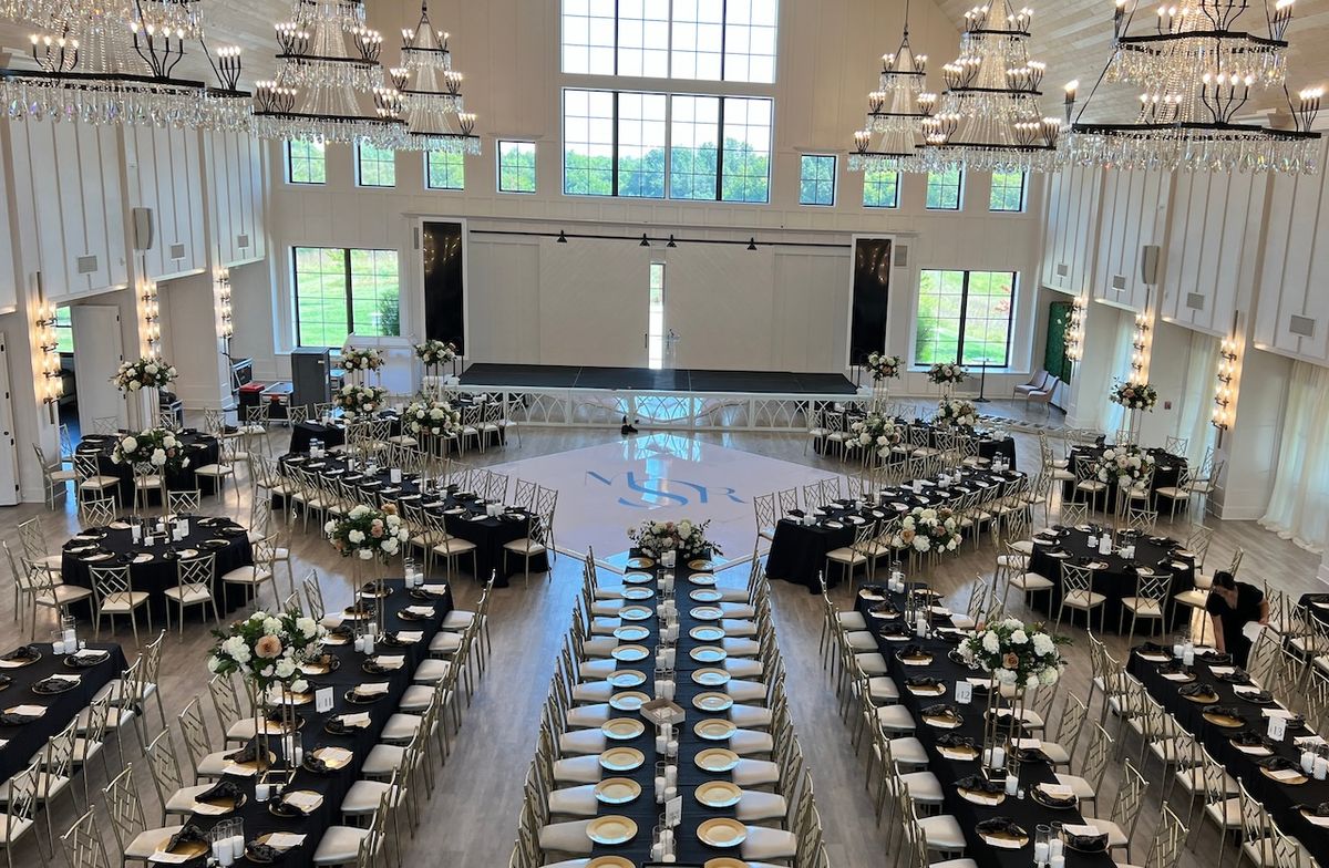 Levity at Mesa Amphitheatre