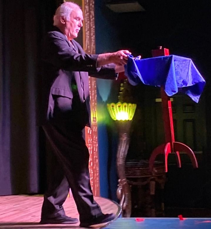 Magic, comedy, and fun - with Randy Forster