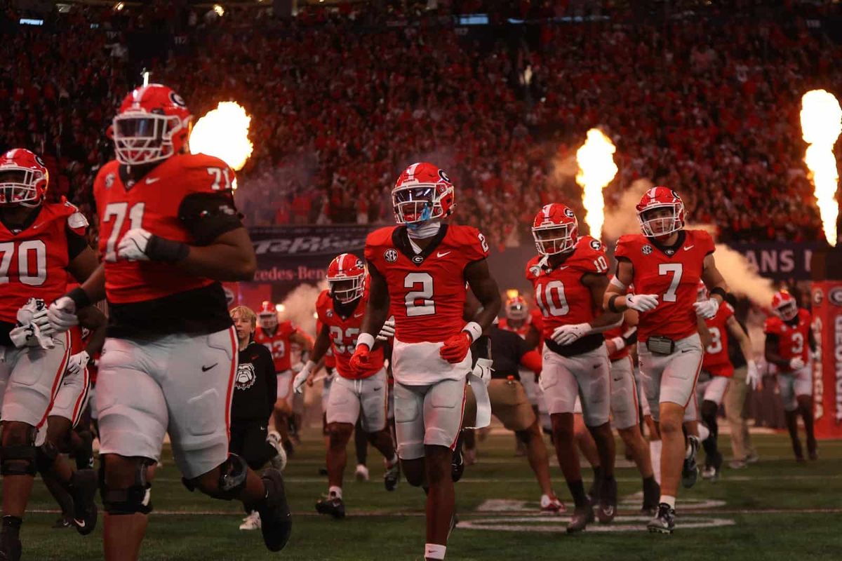 Atlanta Gridiron Classic: Georgia Bulldogs vs. Georgia Tech Yellow Jackets