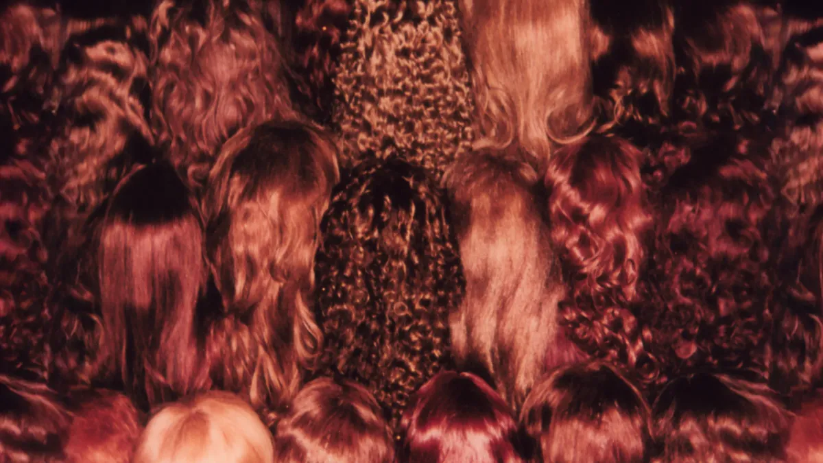 Chappell Roan, London Grammar, Luvcat, Suki Waterhouse, Enchant\u00e9e Julia, SOFIA ISELLA in Saint-Cloud