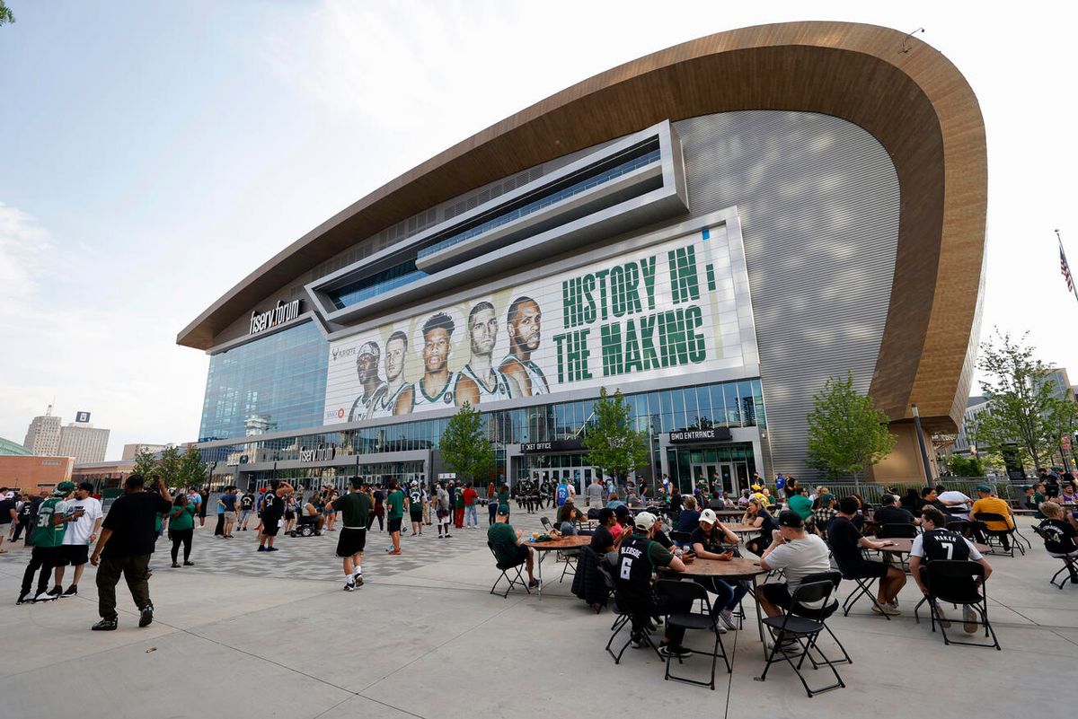 Miami Heat at Milwaukee Bucks at Fiserv Forum