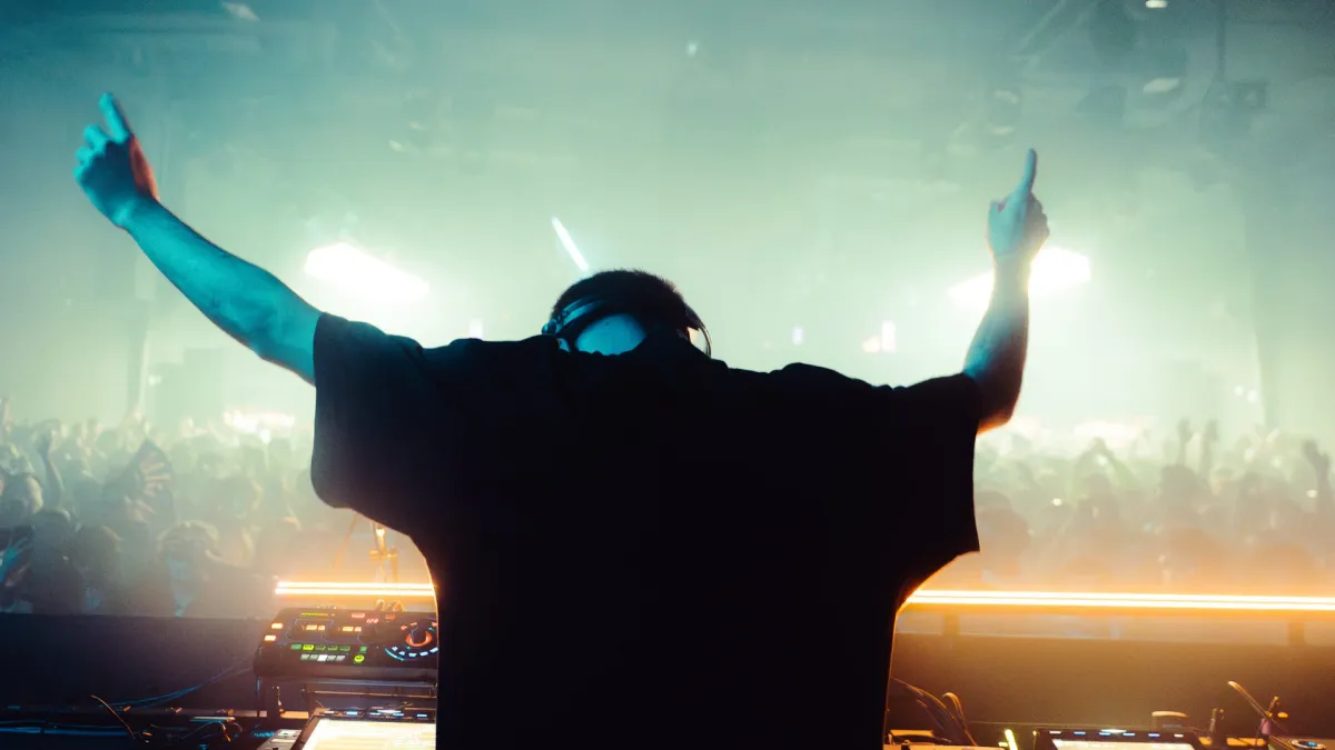 Beltran, Ben Sterling, The Blessed Madonna, Mike Servito, Deborah de Luca, Dee Diggs, Dennis Ferrer, Kerri Chandler, DJ HEARTSTRING, Partiboi69, Kim Ann Foxman, Nico Moreno, Quest, Sara Landry, Sven V\u00e4th, TRYM, X-COAST, The Black Madonna in New York City