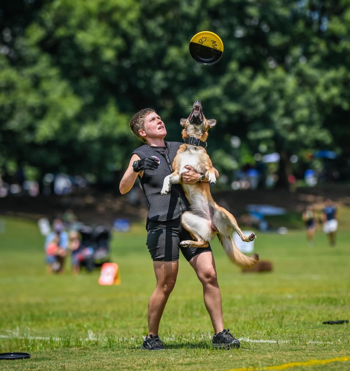 Bonnie Scott Disc Dog Seminar