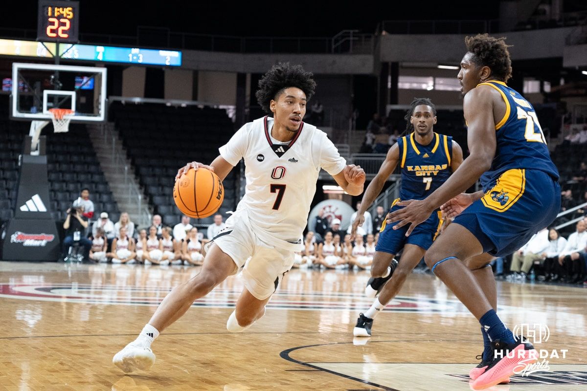 Kansas Jayhawks vs. Nebraska-Omaha Mavericks