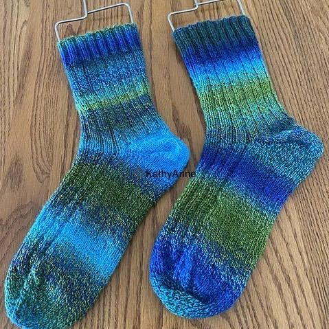 Toe-up knit socks!