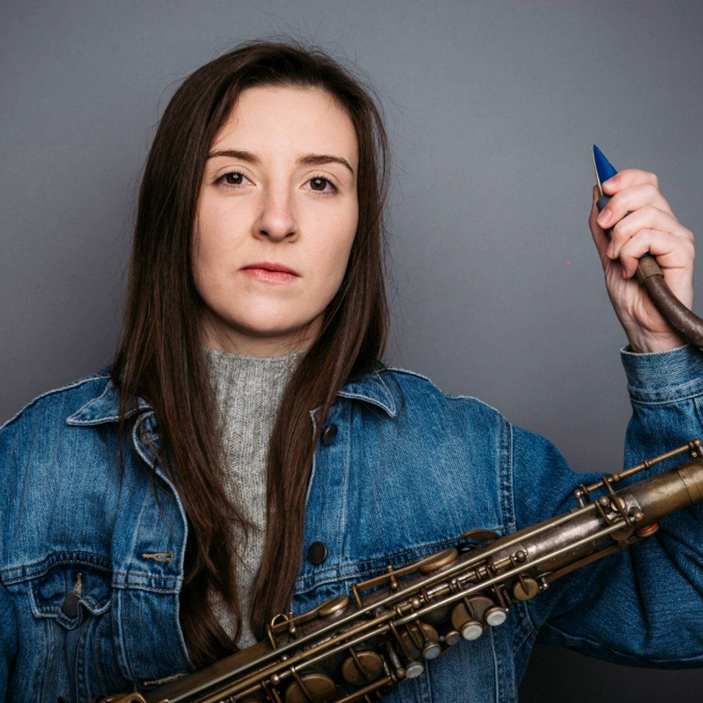 Emma Johnson with Hull Youth Jazz Orchestra: Meet Me In The Midd