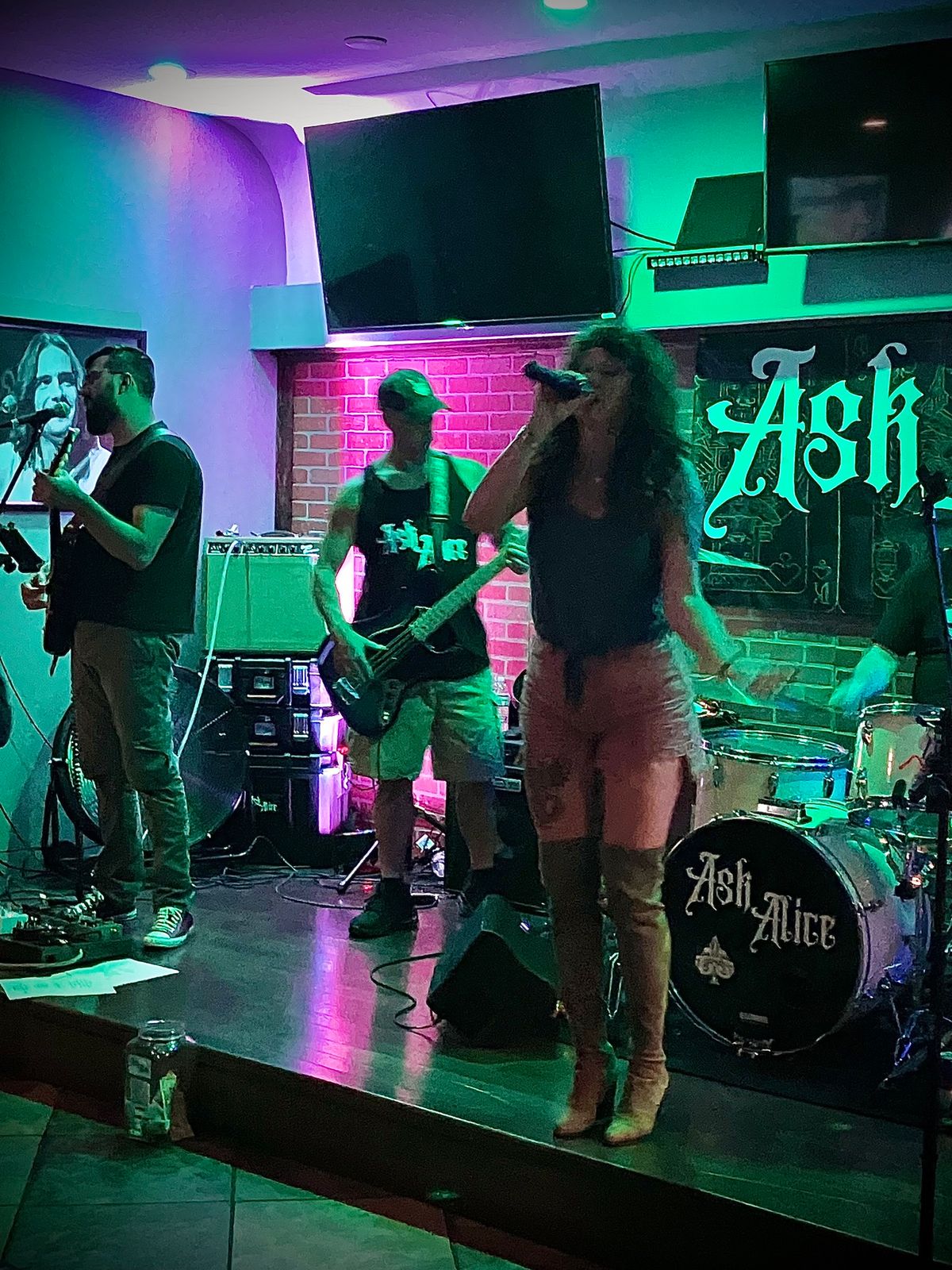 Ask Alice Returns To Pinehurst Tavern!