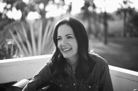 Lori McKenna & Band