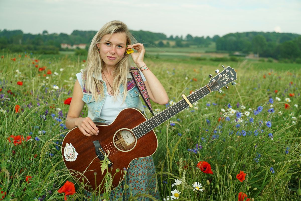 Lotte Walda | Pop \/ Folk met wereldse invloeden | Porgy en Bess