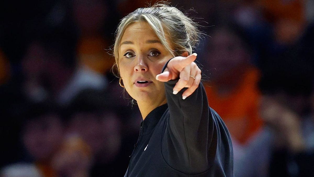 Tennessee Lady Volunteers at South Carolina Gamecocks Womens Basketball