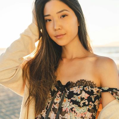 Meili Zhang