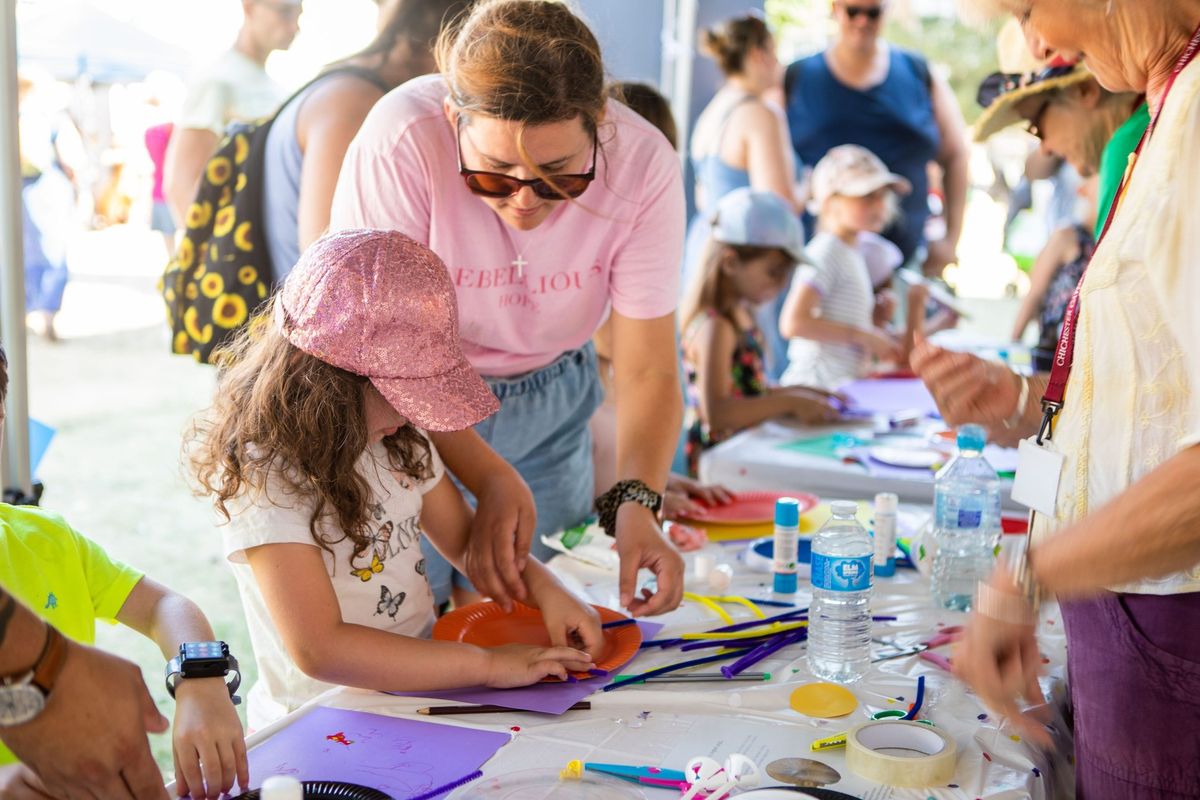 Hoot on The Green  - A Fun Packed Free Family Day 