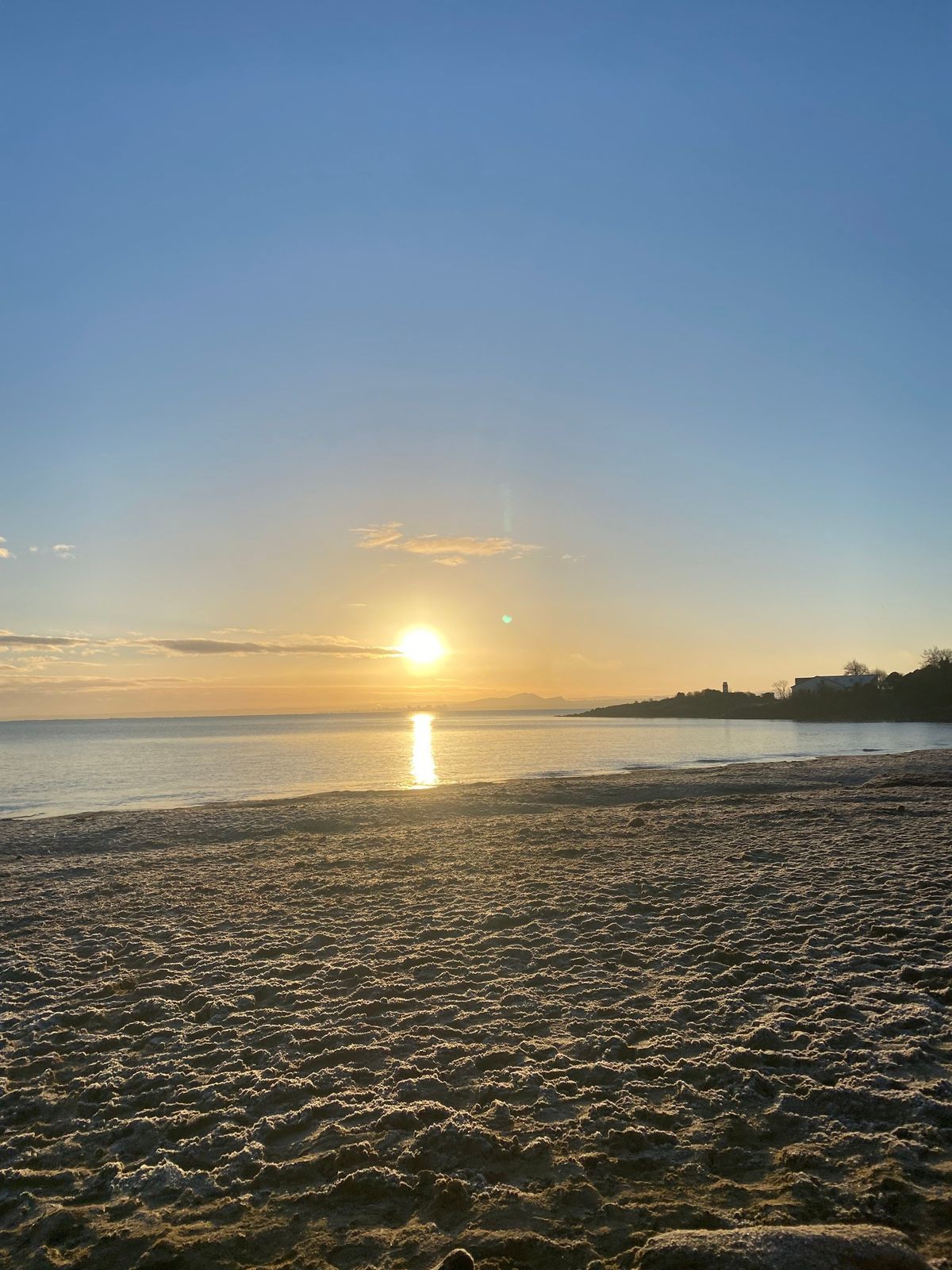 Wandering Wellness session- Yoga and cold water therapy Aberdour Sunrise \ud83c\udf05\ud83e\uddd8\ud83c\udffb\u200d\u2640\ufe0f\ud83c\udf0a