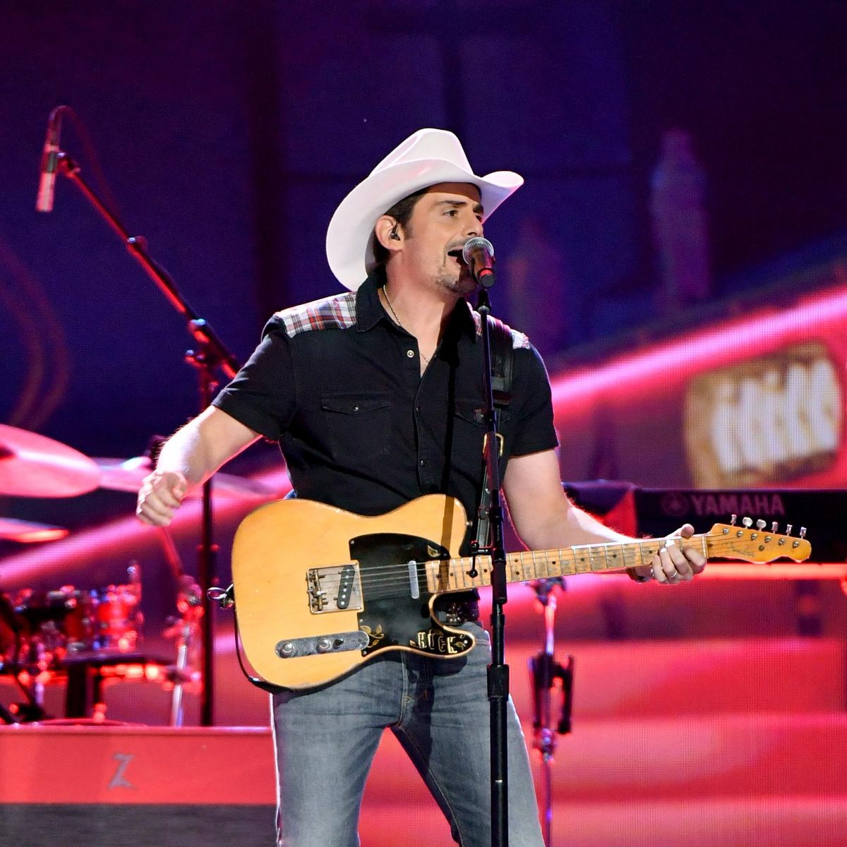 Brad Paisley with Avery Anna