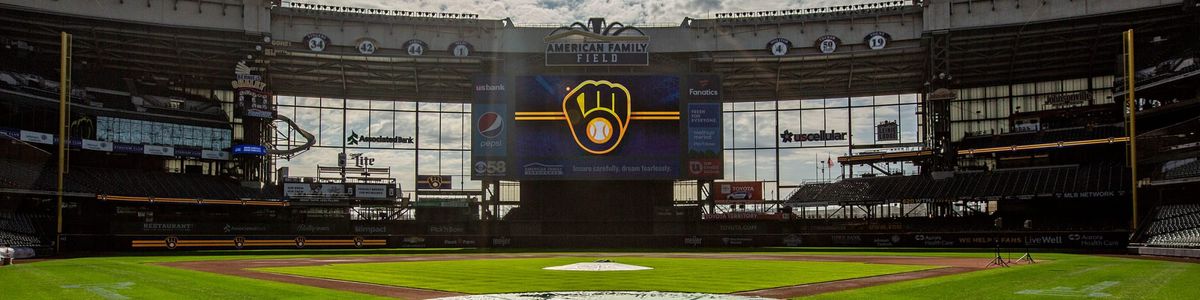 Atlanta Braves at Milwaukee Brewers at American Family Field