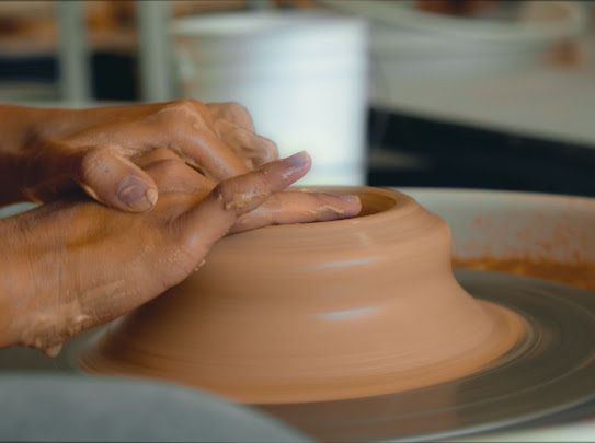 Six weeks pottery wheel for beginners 