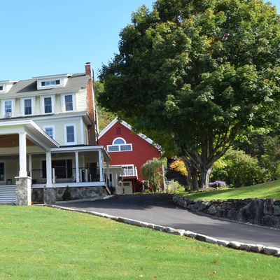 Newfound Lake Inn