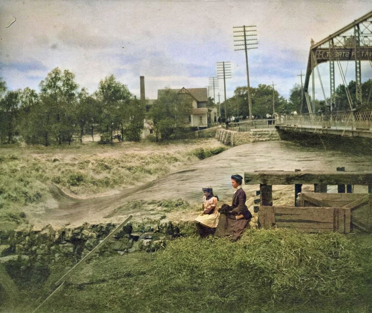 Lunchbox History Series - Austin Floods