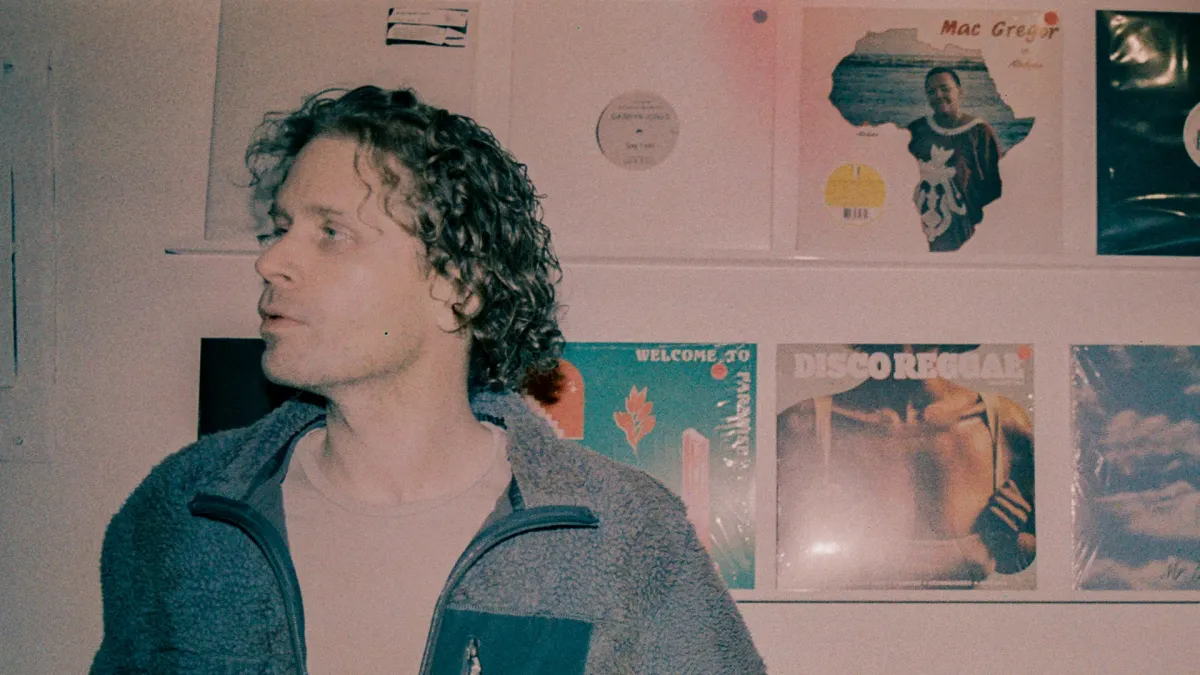 Moon Boots, Yung Bae in Los Angeles