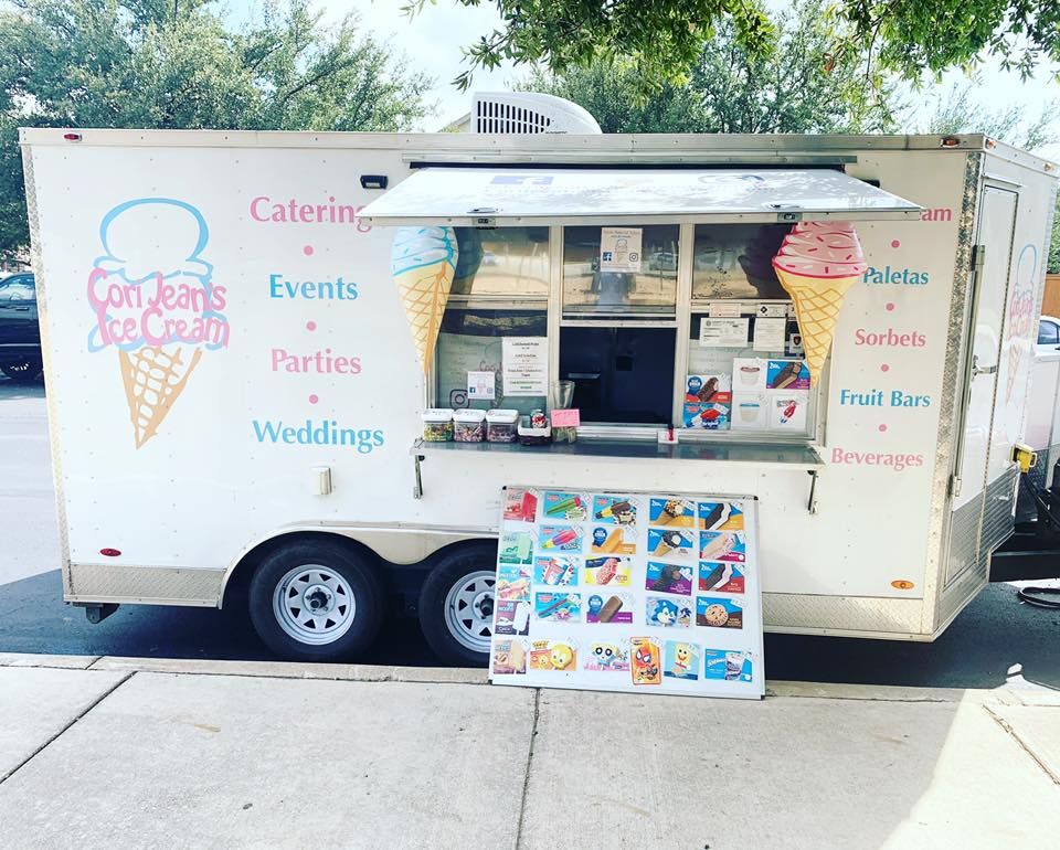 Cori Jean Ice Cream Serving at Weston Oaks Community Pool