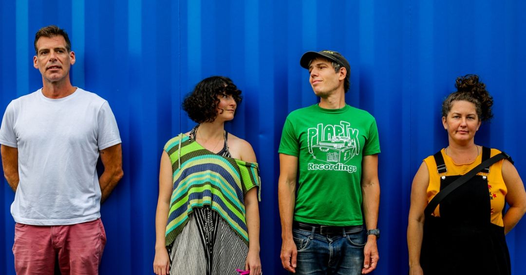 Jeffrey Lewis & The Voltage w\/ Grasping Straws at Show Bar