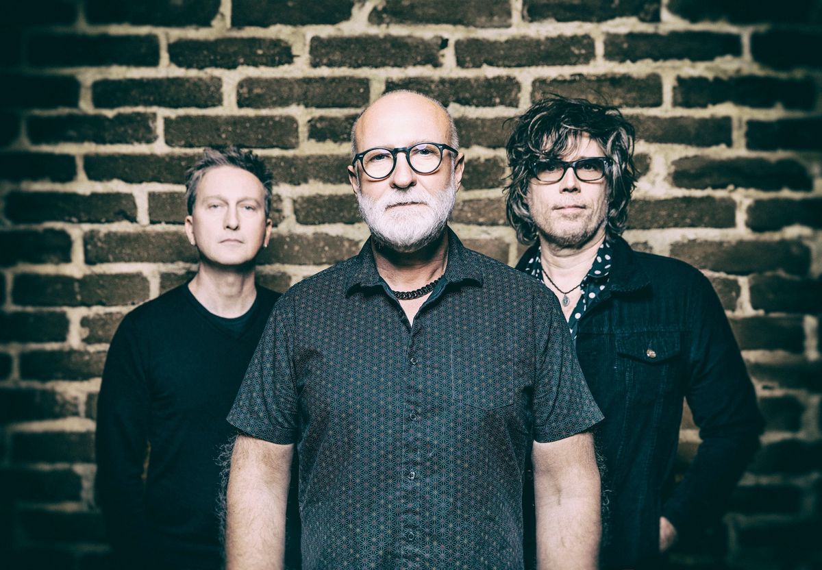 Bob Mould Band: Here We Go Crazy with J. Robbins (band) - Headliners Music Hall (Louisville, KY)